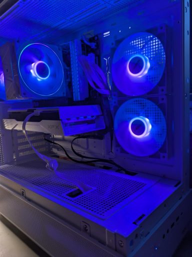 Ryzen 5 5500/16GB DDR4/1TB SSD/RX9060 XT 8GB